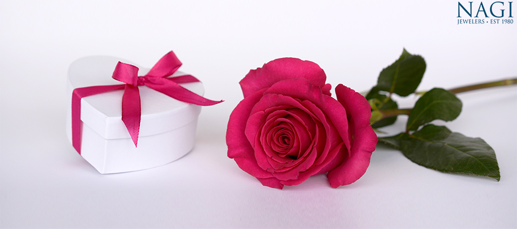 Show Her You Know Her: Choosing a Truly Romantic Valentine's Day Gift