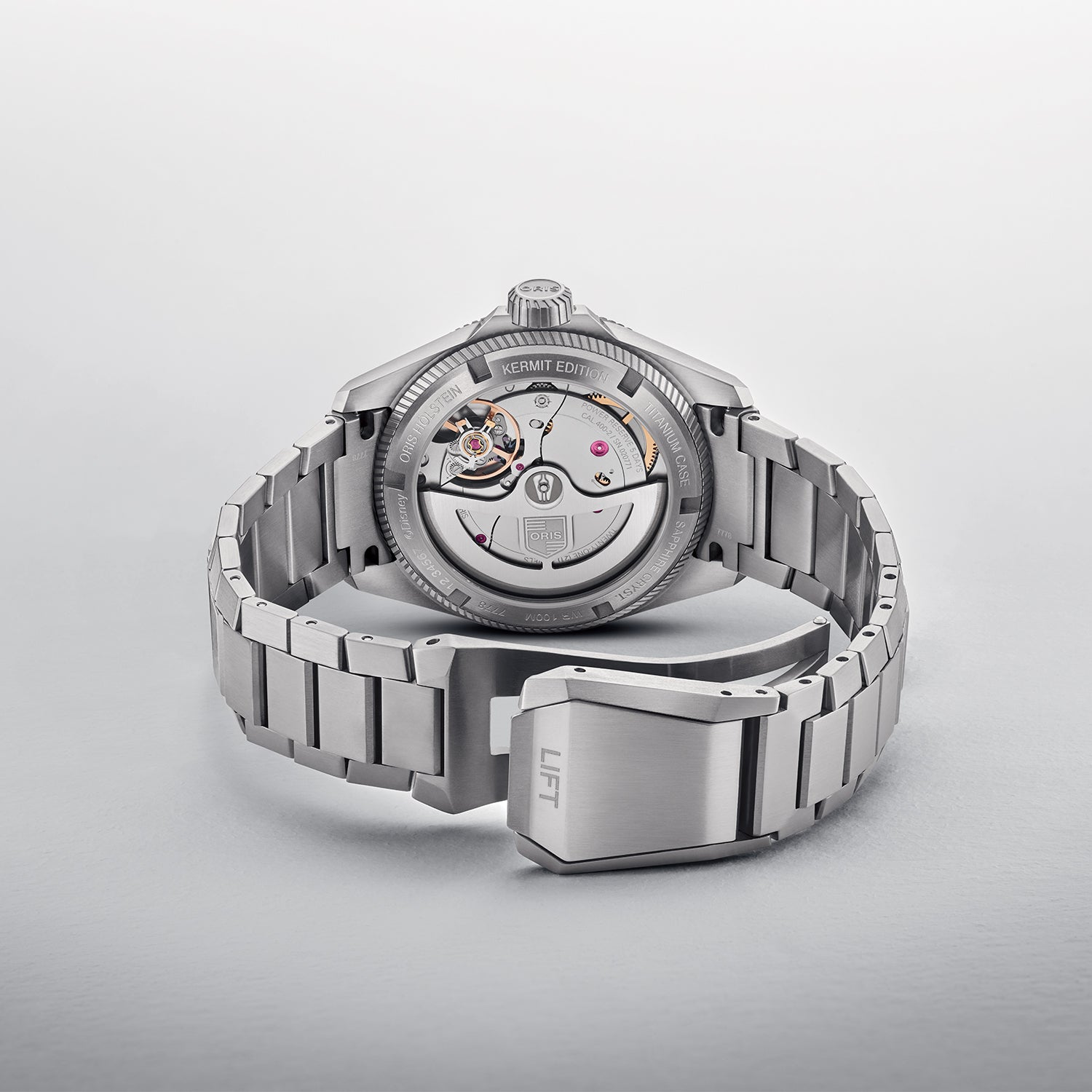 Oris Propilot Kermit FrogMuppets Calibre 400 39MM Titanium Green Dial Watch