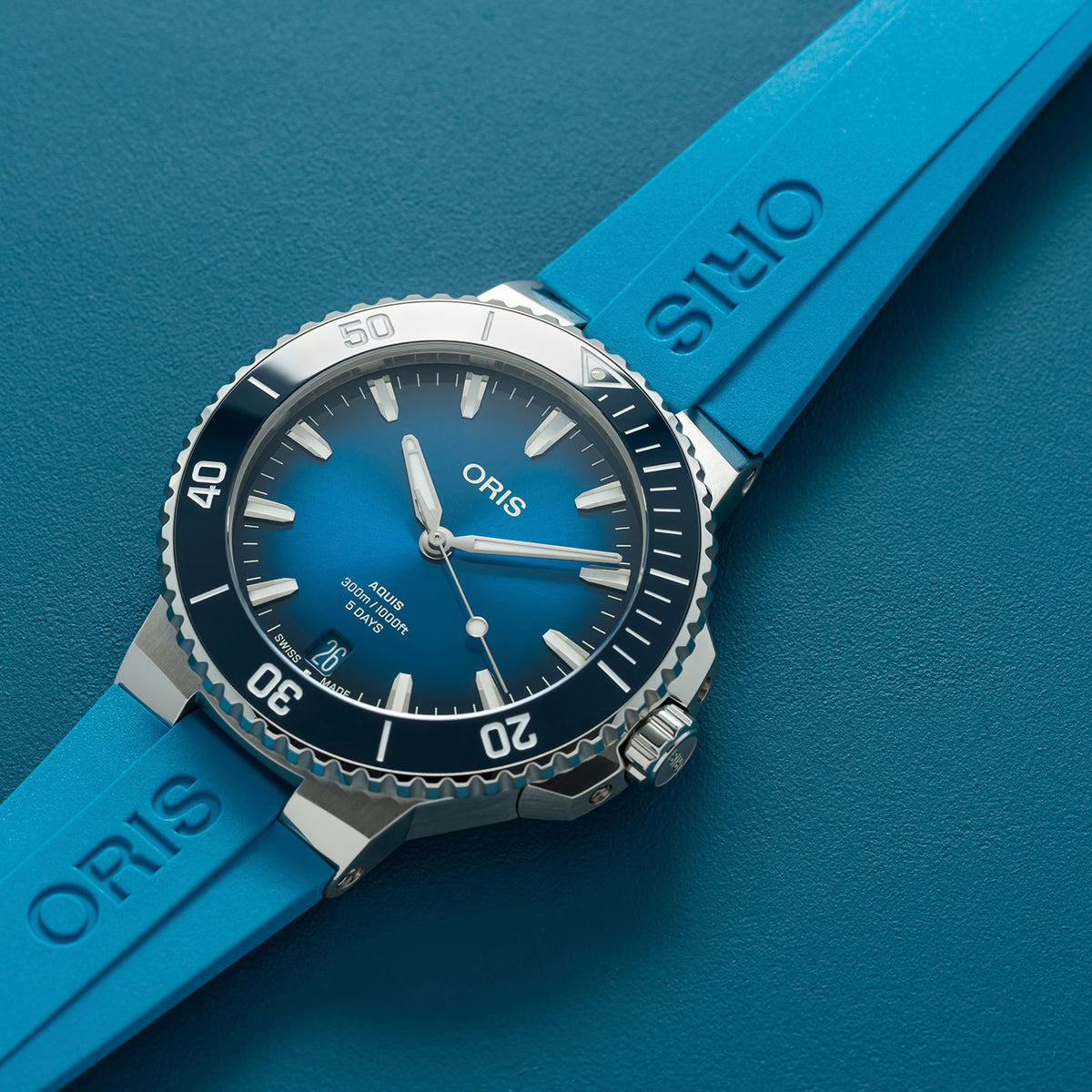 Oris Aquis Date Calibre 400 43.50MM Blue Dial Watch