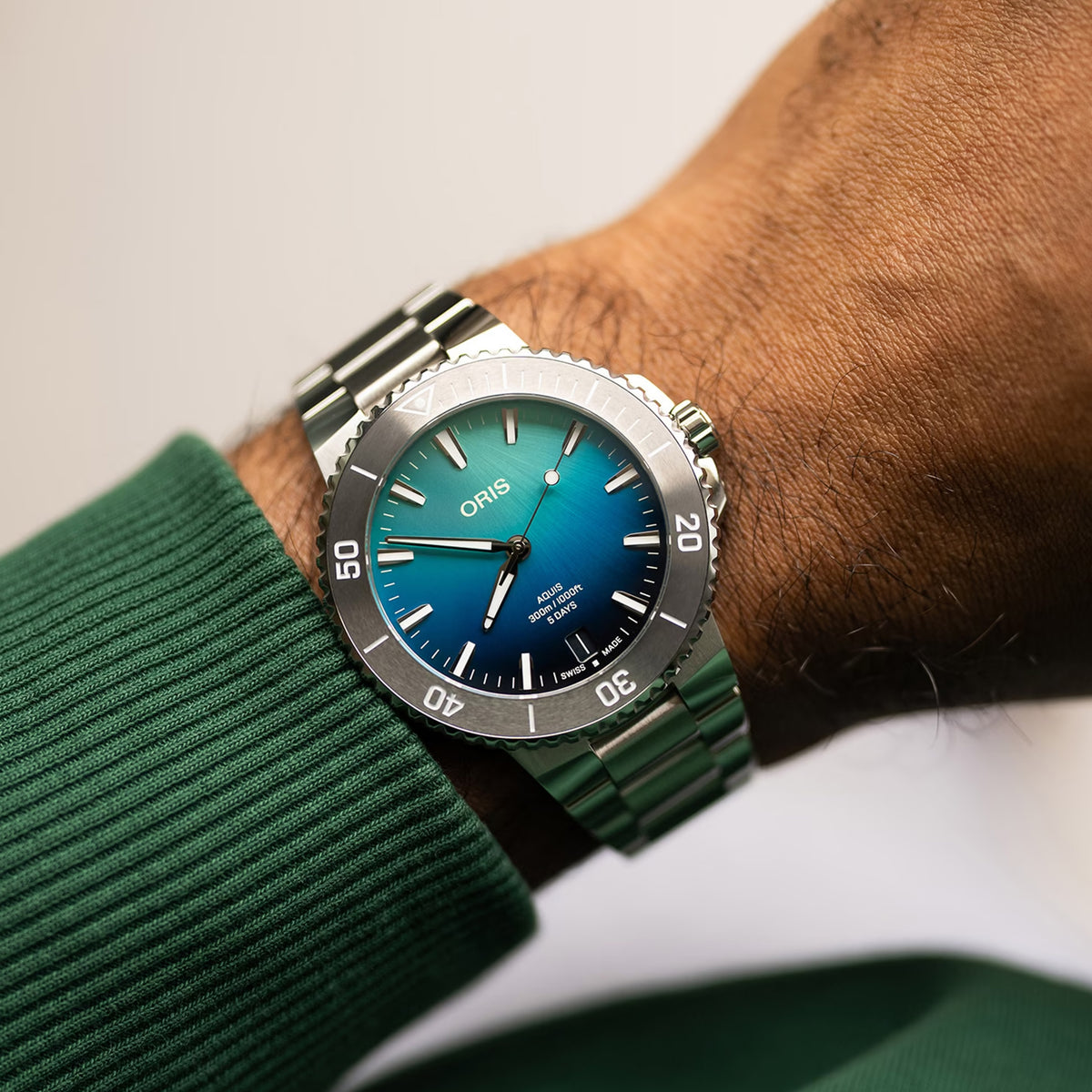 Oris Great Barrier Reef Limited Edition IV Gradiant Blue Dial Watch