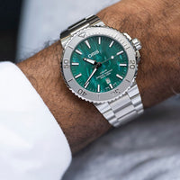 Oris Aquis X Bracenet 43.50MM Green Dial Watch