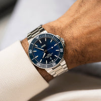 Oris Aquis Date 43.50MM Blue Dial Watch