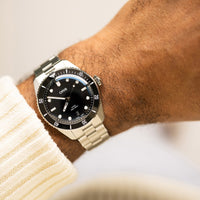 Oris Divers Date 39MM Black Dial Watch