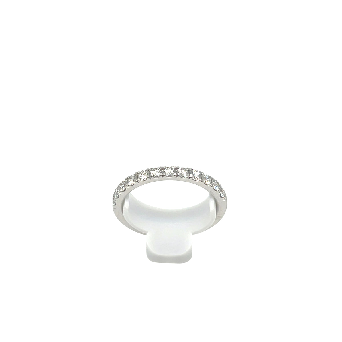 18K White Gold Lab-Grown Round Diamond Wedding Band img2