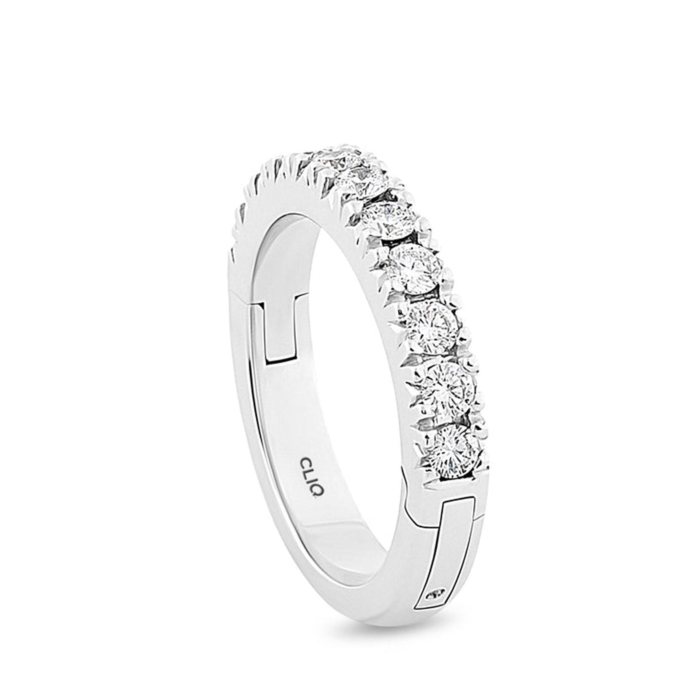 18K White Gold Superfit Shank Diamond Band img1