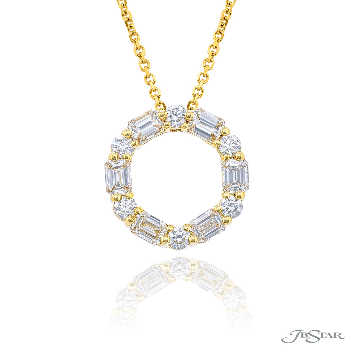 JB Star 18K Yellow Gold Diamond Circle Pendant Necklace