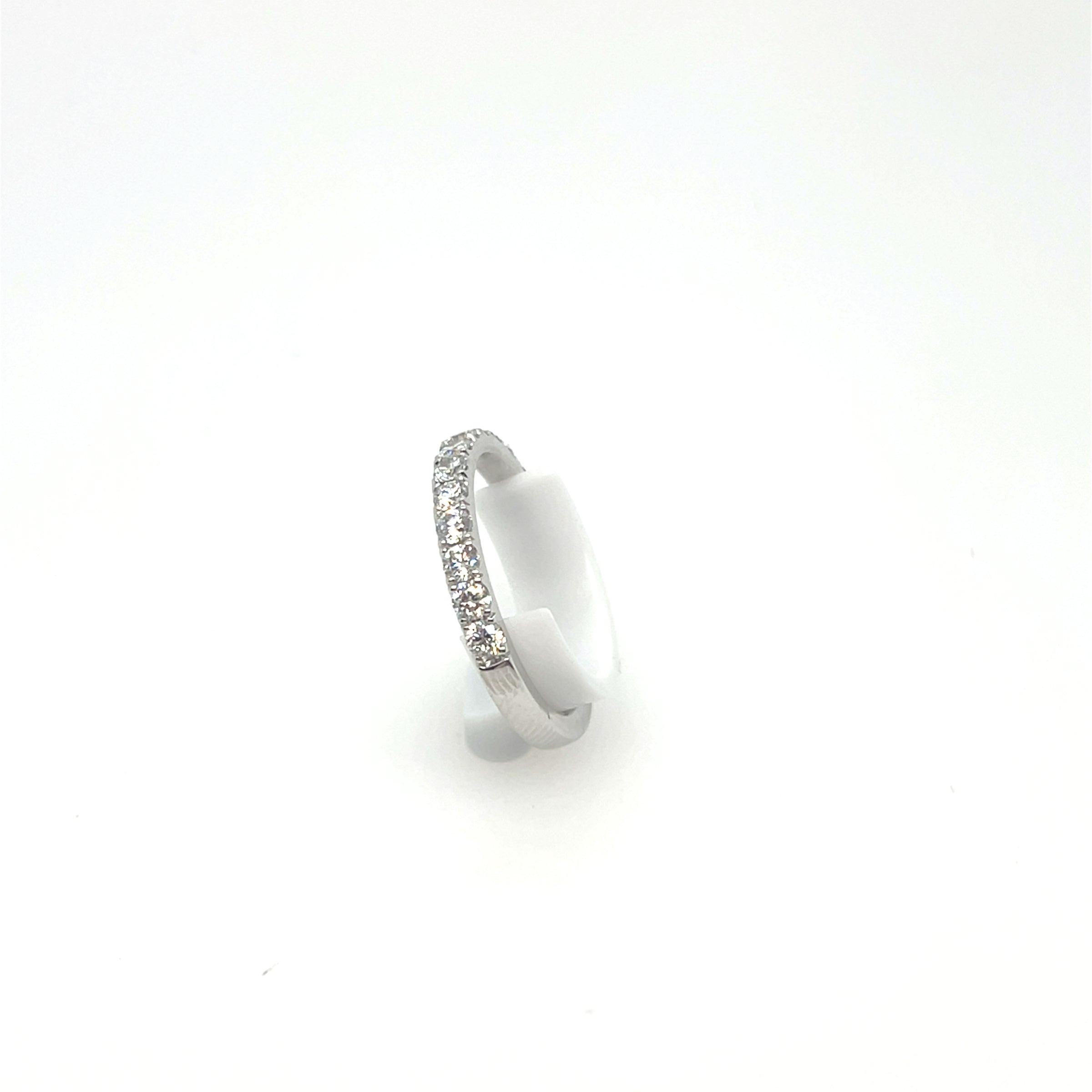 18K White Gold Lab-Grown Round Diamond Wedding Band - NAGI