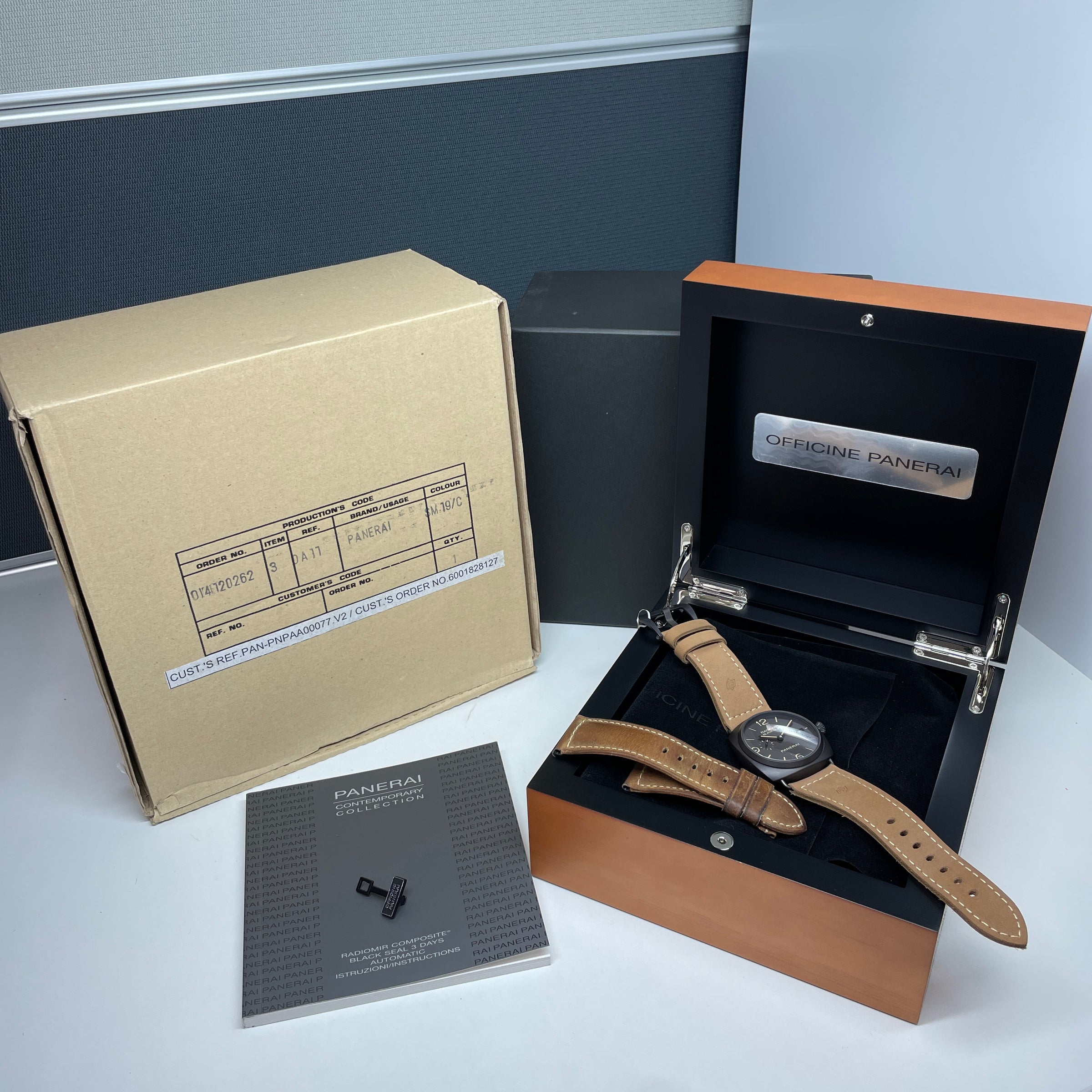 Pre-Owned Panerai PAM505 Radiomir 45MM Black Dial Watch - NAGI