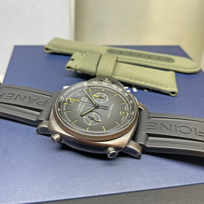 Pre-owned Panerai Luminor Chrono Navy SEALs PAM01409 Green Watch 44mm