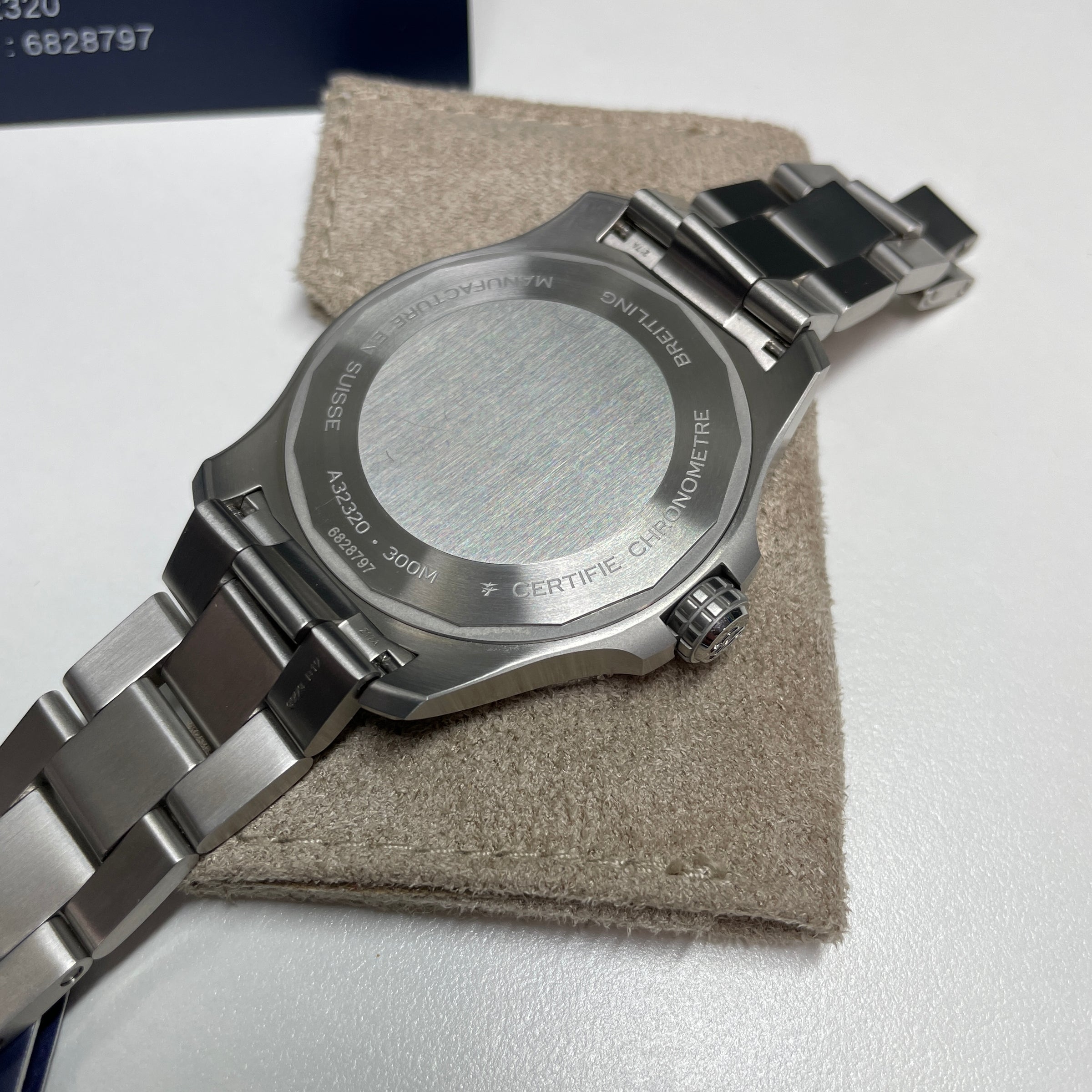 Pre-Owned Breitling Avenger GMT Blue 44mm A32320101C1A1