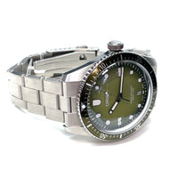 Pre-Owned Oris Divers Sixty-Five 65 Date Green Dial 40mm Watch