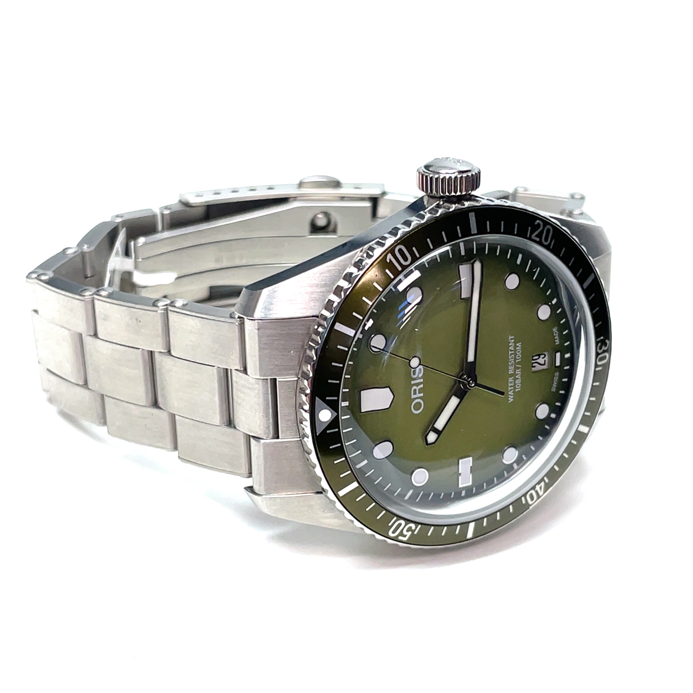 Pre-Owned Oris Divers Sixty-Five 65 Date Green Dial 40mm Watch