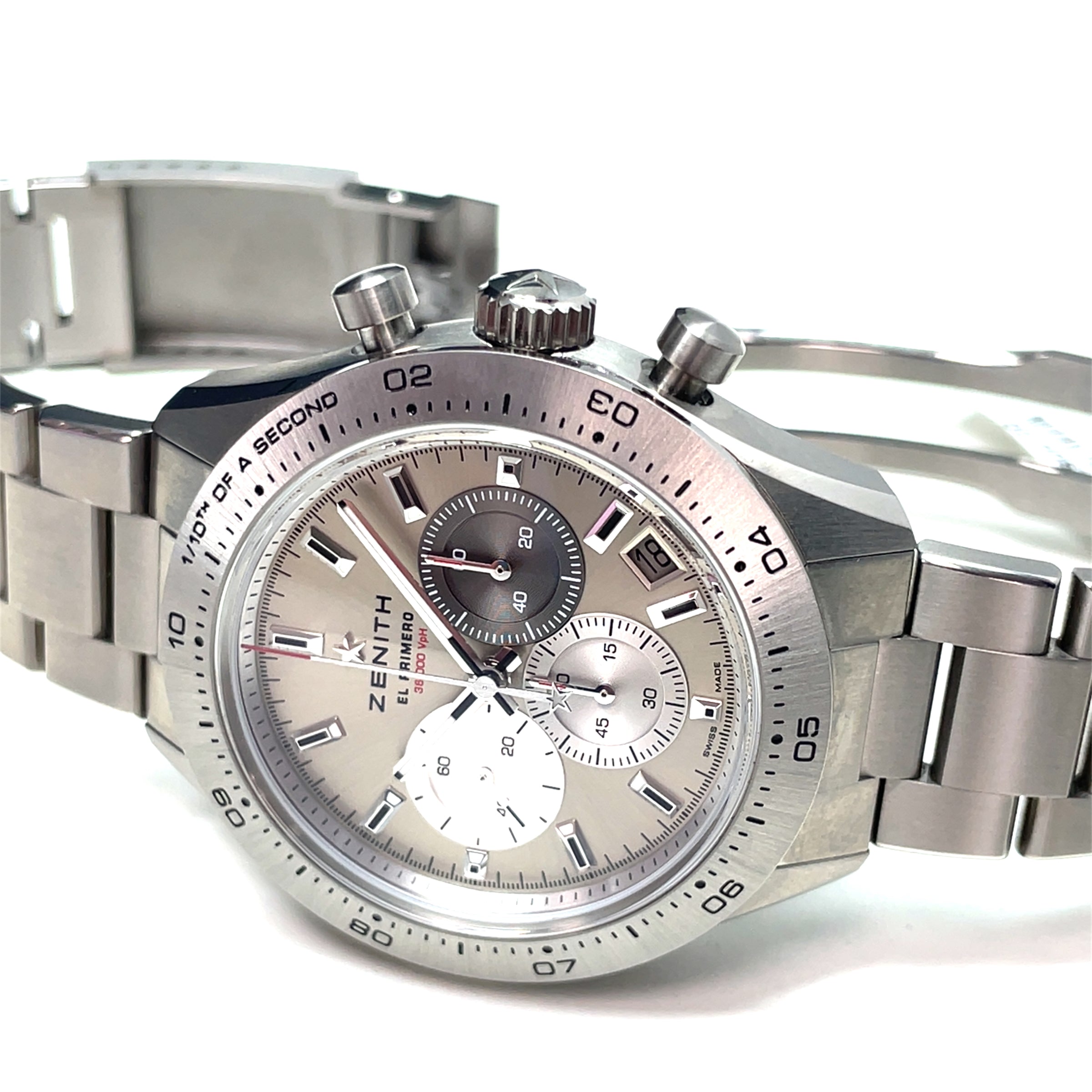 Pre-Owned Zenith Chronomaster Sport 41mm Titanium Watch 95.3100.3600 - NAGI