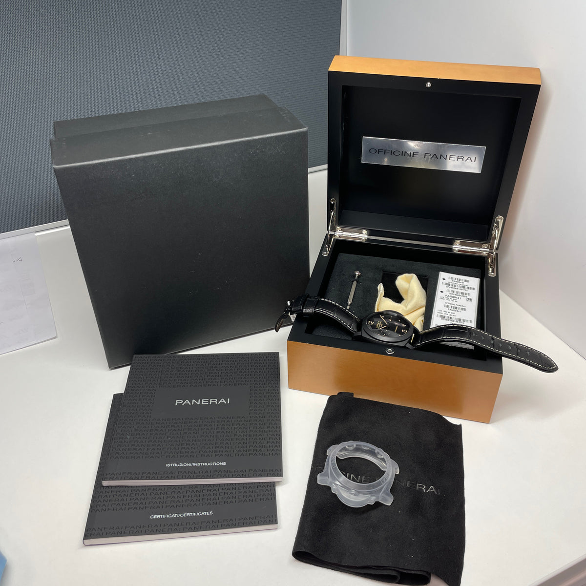 Pre-Owned Panerai Luminor 1950 3 Days GMT Ceramica (PAM 441) 44mm Watch