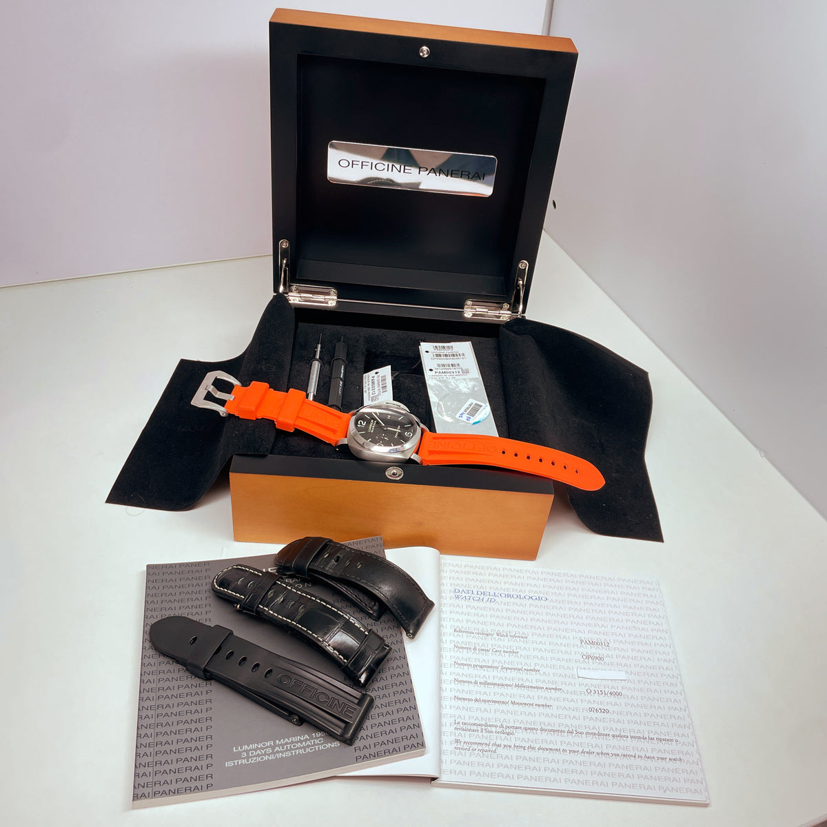 Pre-Owned Panerai Luminor 44mm Automatic Black Dial Watch PAM00312 1950 3 Days