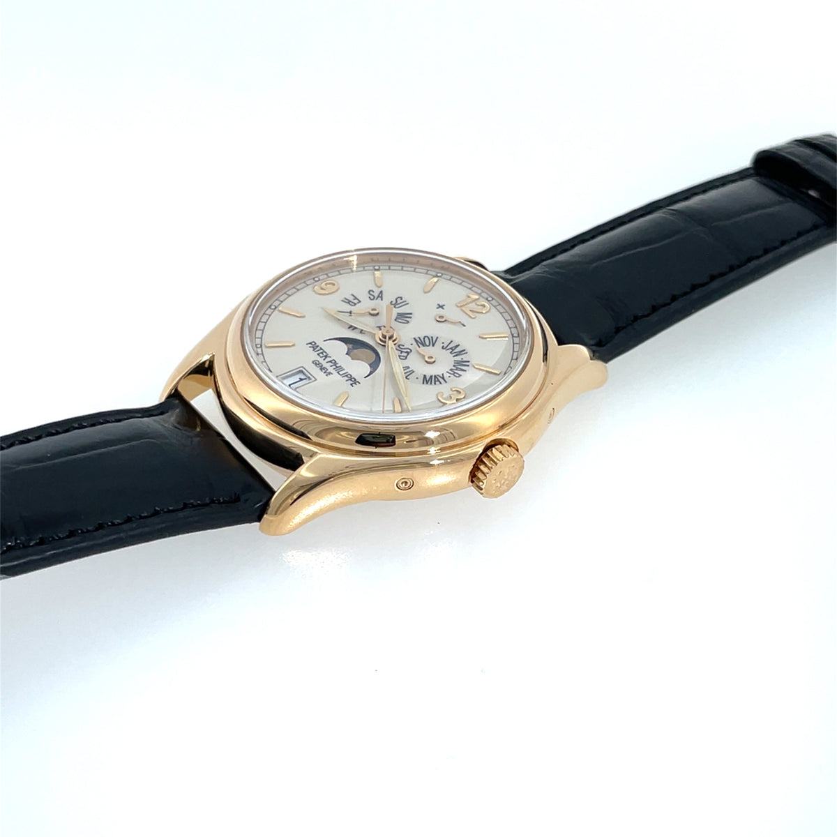 Pre-Owned Patek Philippe 5146J 39mm 18K Yellow Gold Annual Calendar Cream Dial Watch