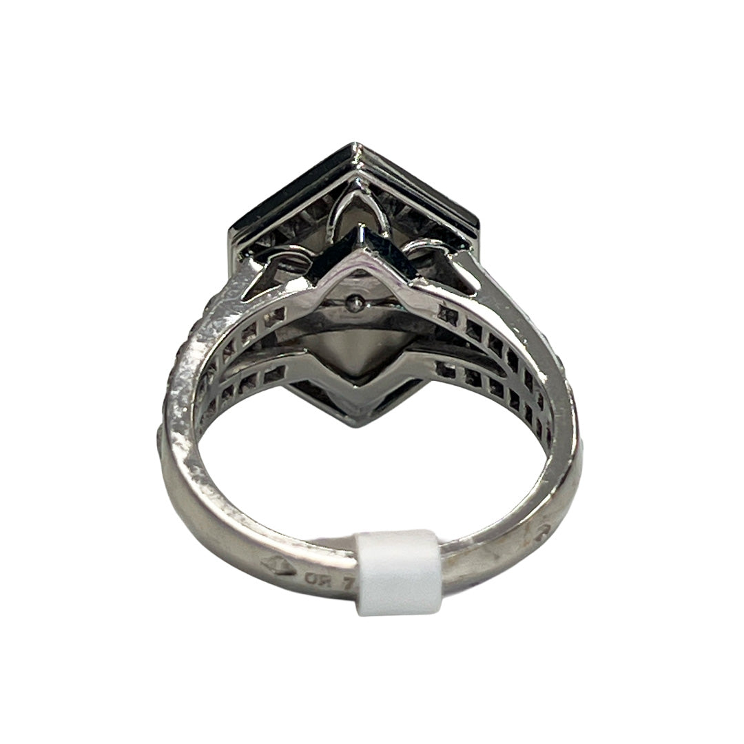 Pre-owned Boucheron 18K White Gold Split Shank Diamond Ring - NAGI