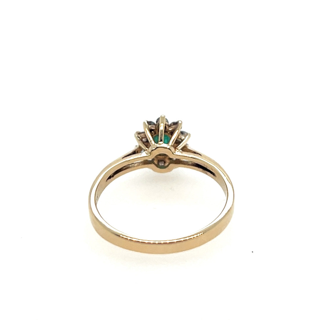 Pre-Owned 14K Yellow Gold Emerald Cluster Ring