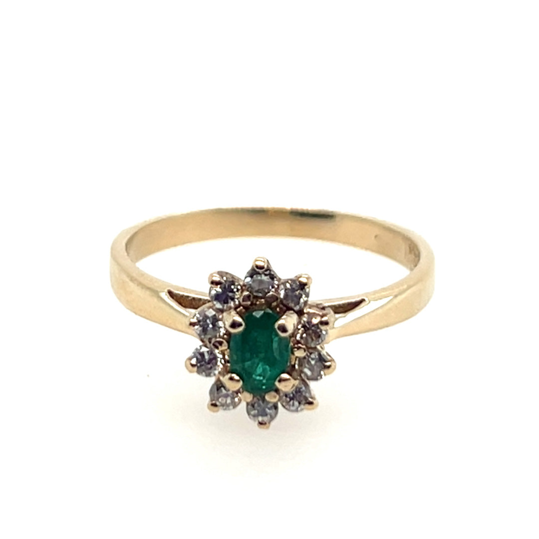 Pre-Owned 14K Yellow Gold Emerald Cluster Ring