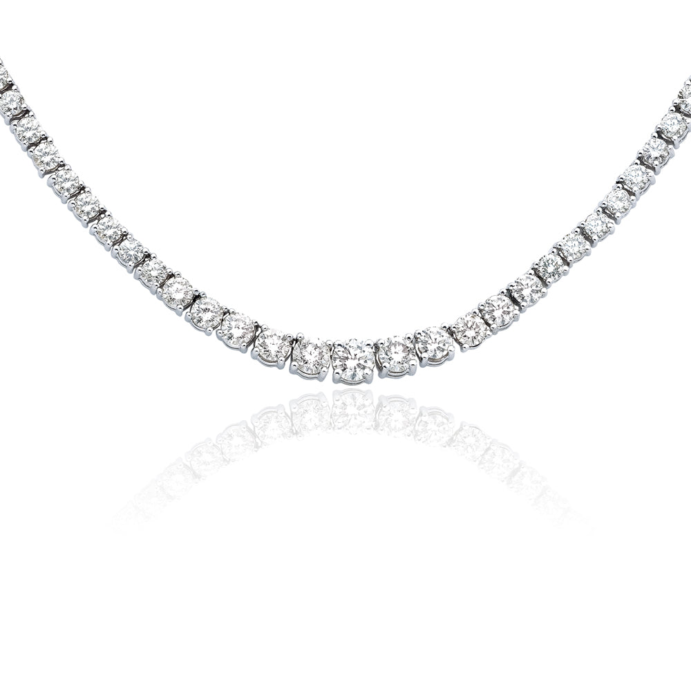 Pre-Owned 18K white Gold Graduated Diamond Tennis Necklace