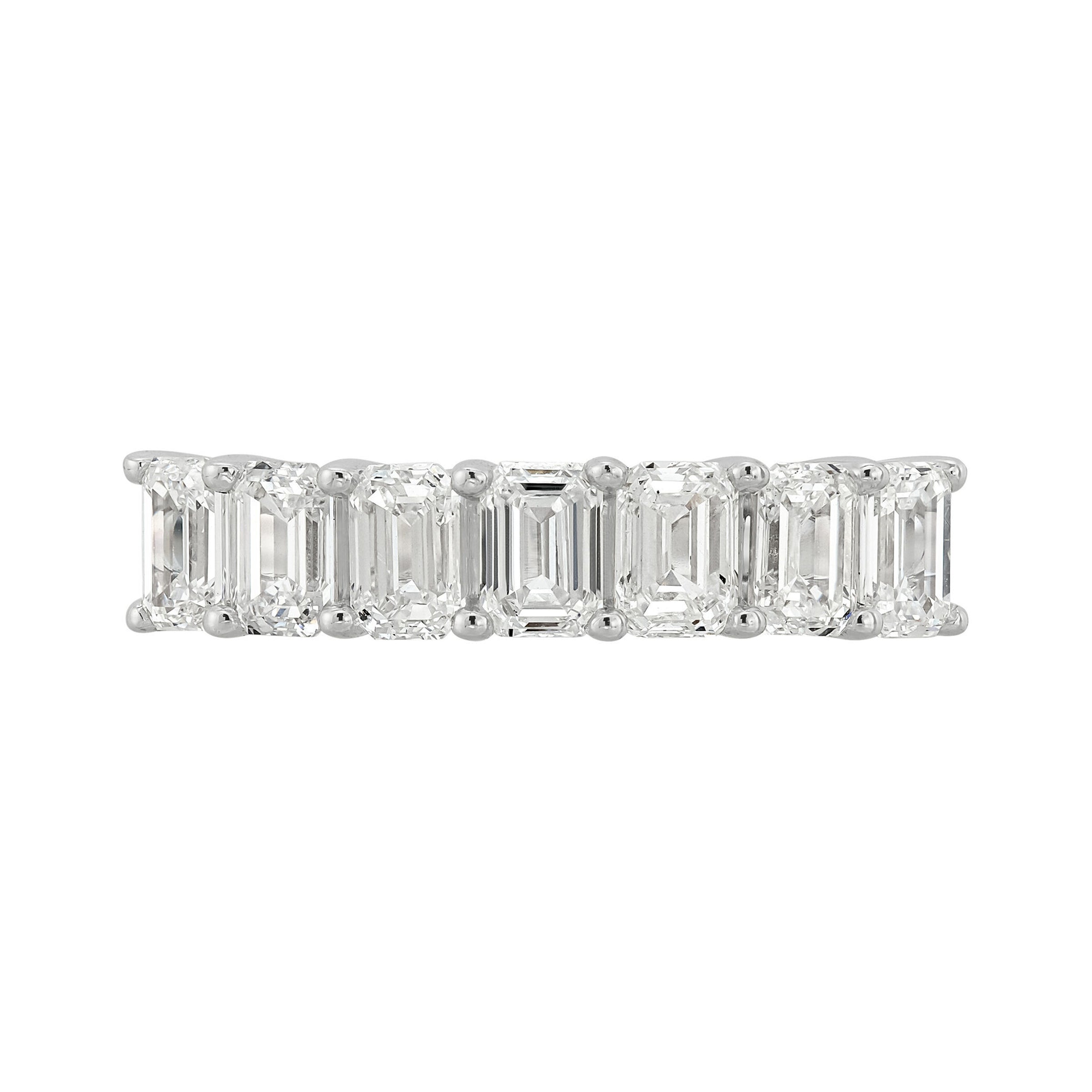 14K White Gold Emerald Cut Lab-Grown Diamond Band