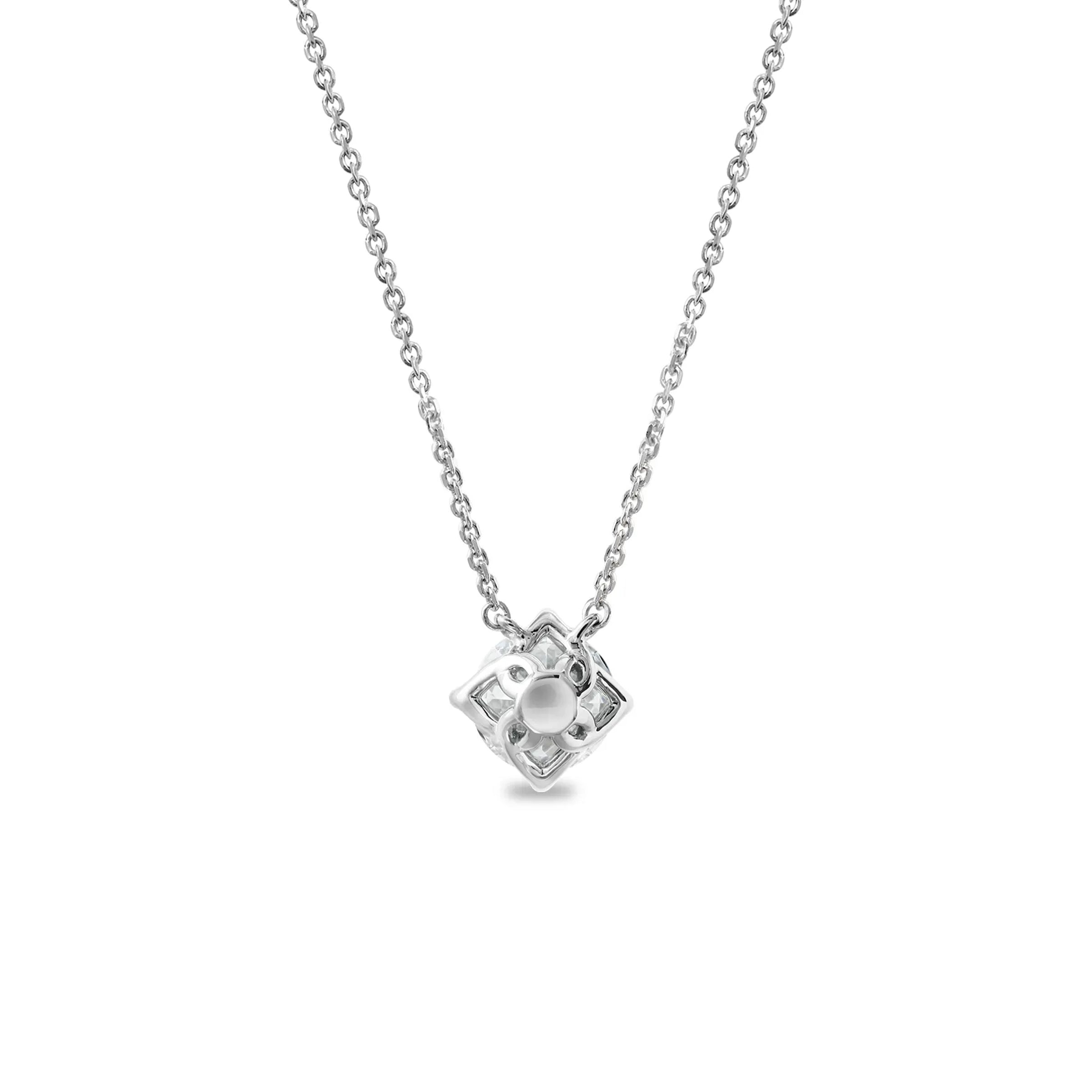 18K White Gold Lab-Grown Round Diamond Necklace