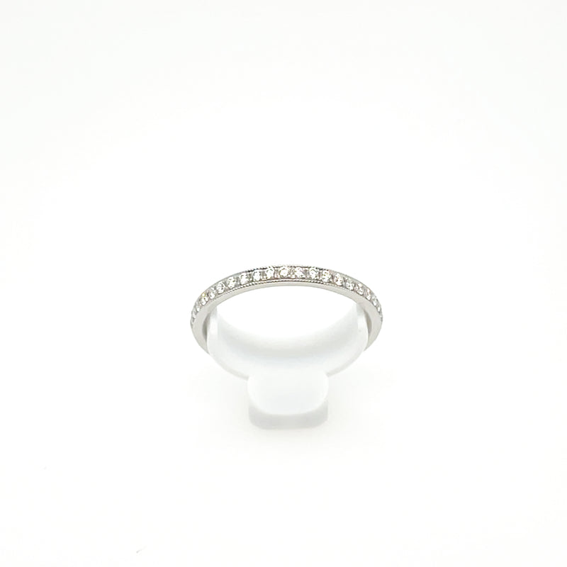 18K White Gold Vintage Diamond Band