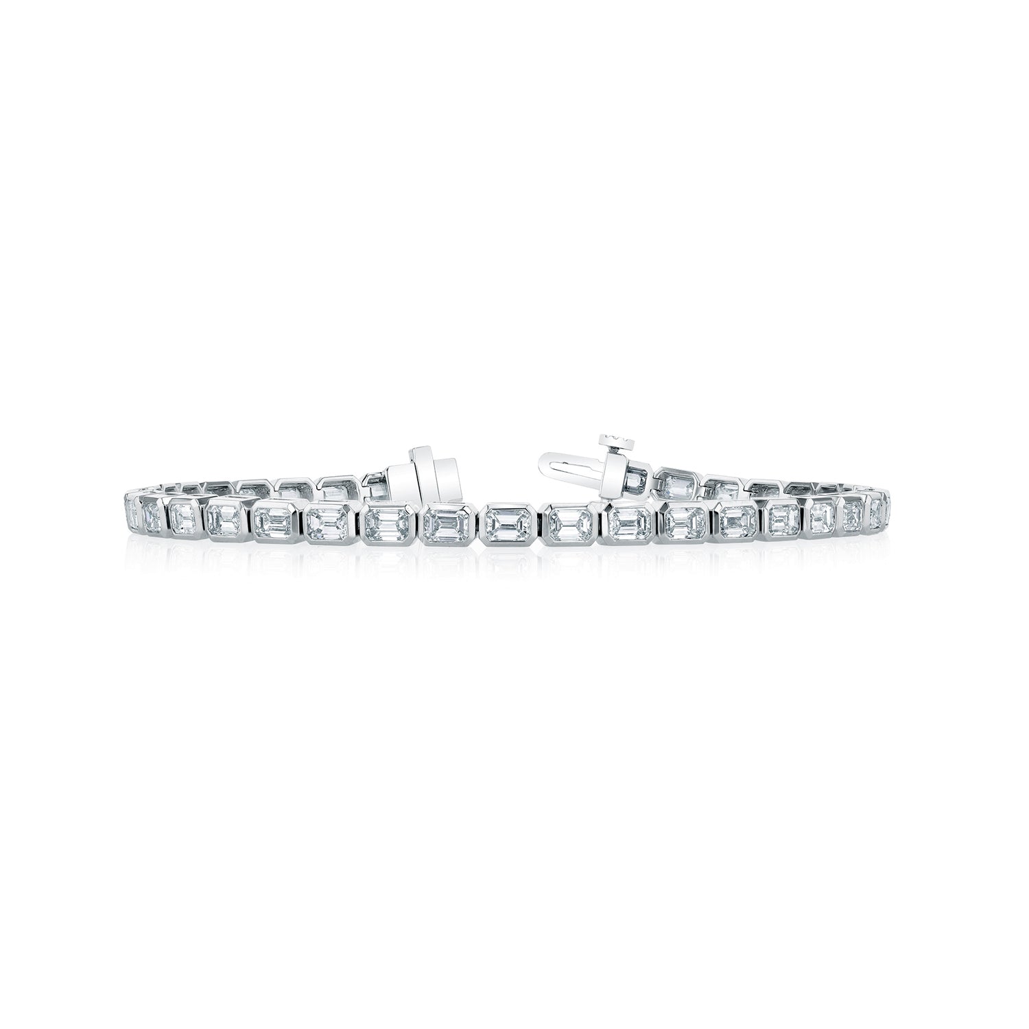 18K White Gold Bezel Set Emerald Cut Diamond Tennis Bracelet