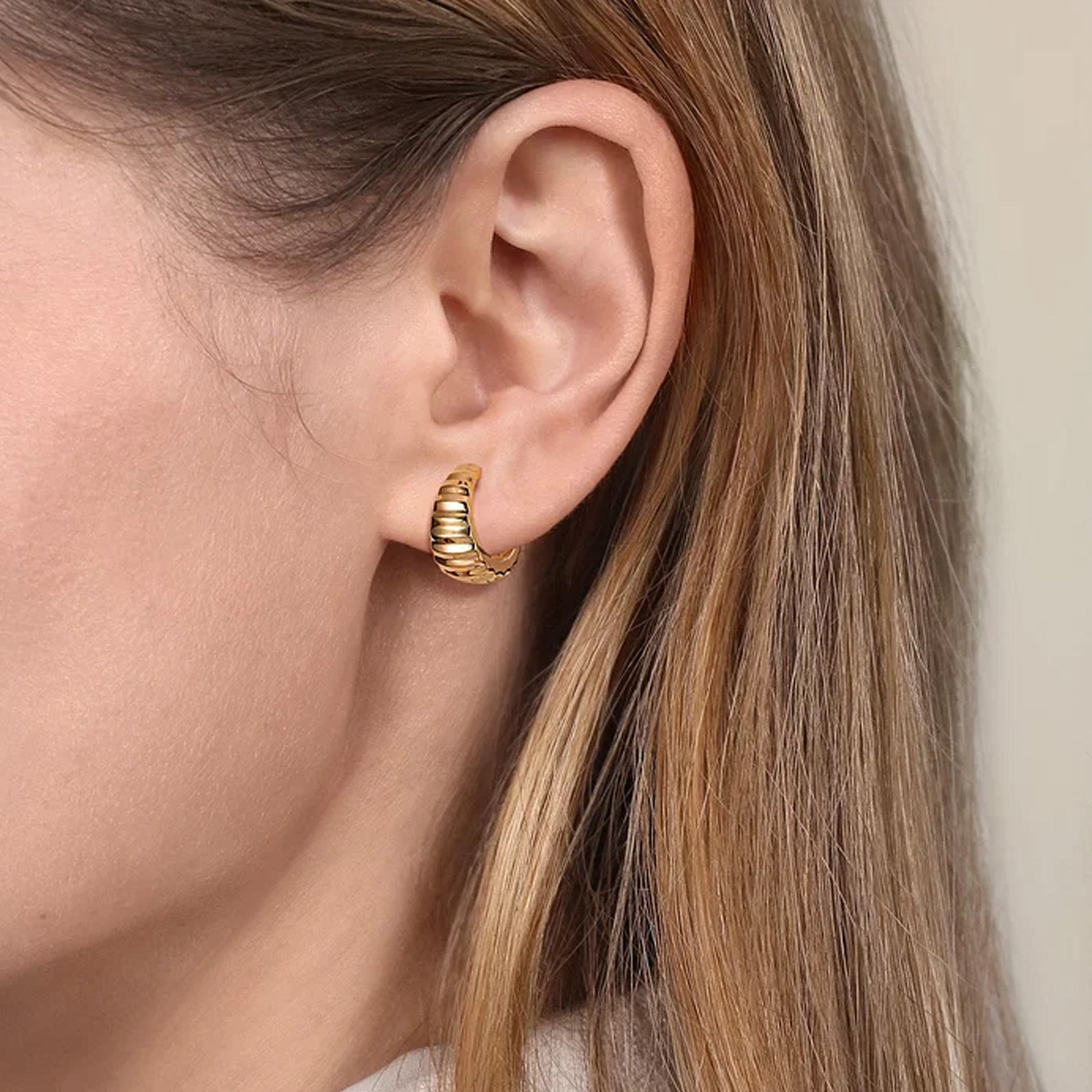 Gabriel & Co. 14K Yellow Gold Huggie Earrings img2