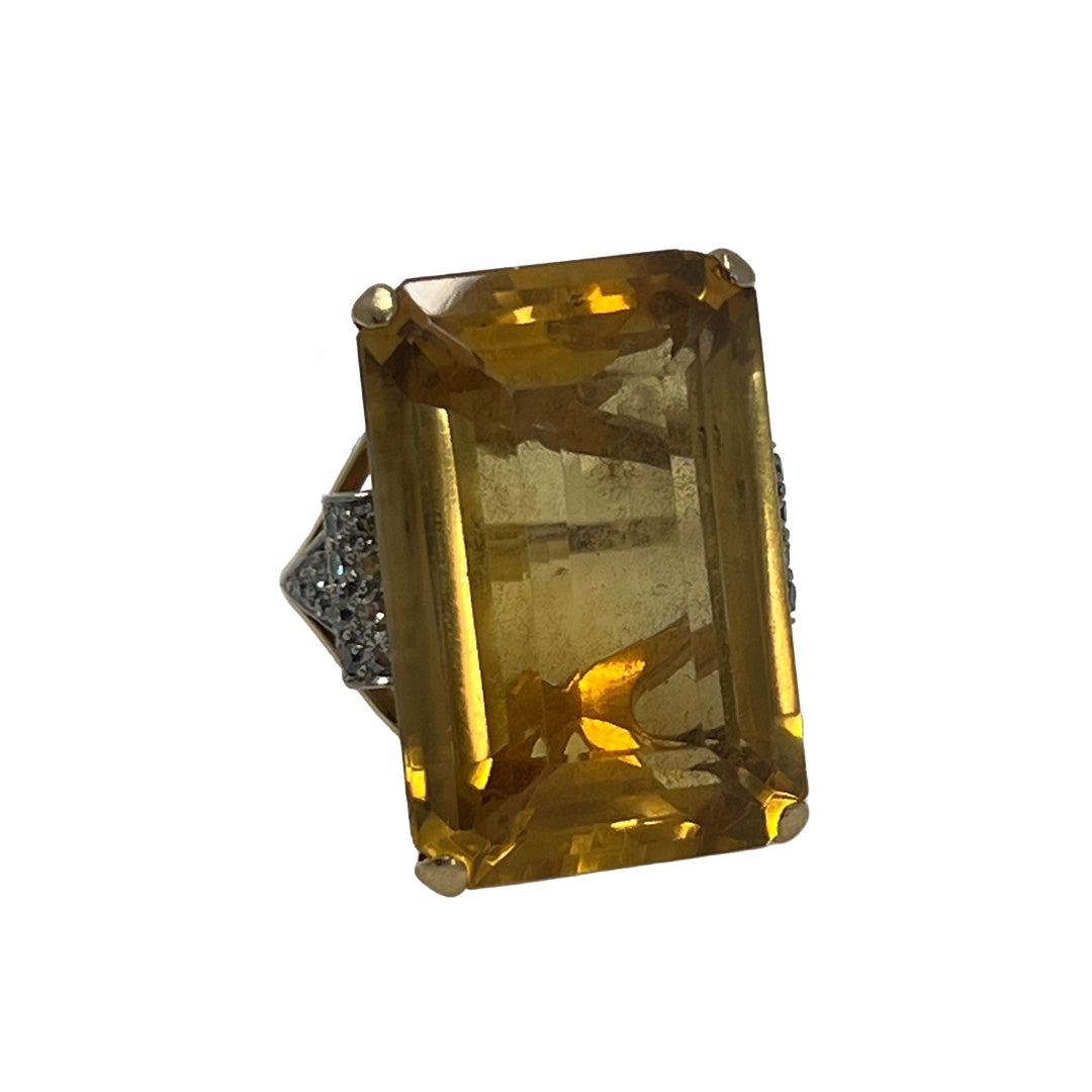 Pre-Owned Ring