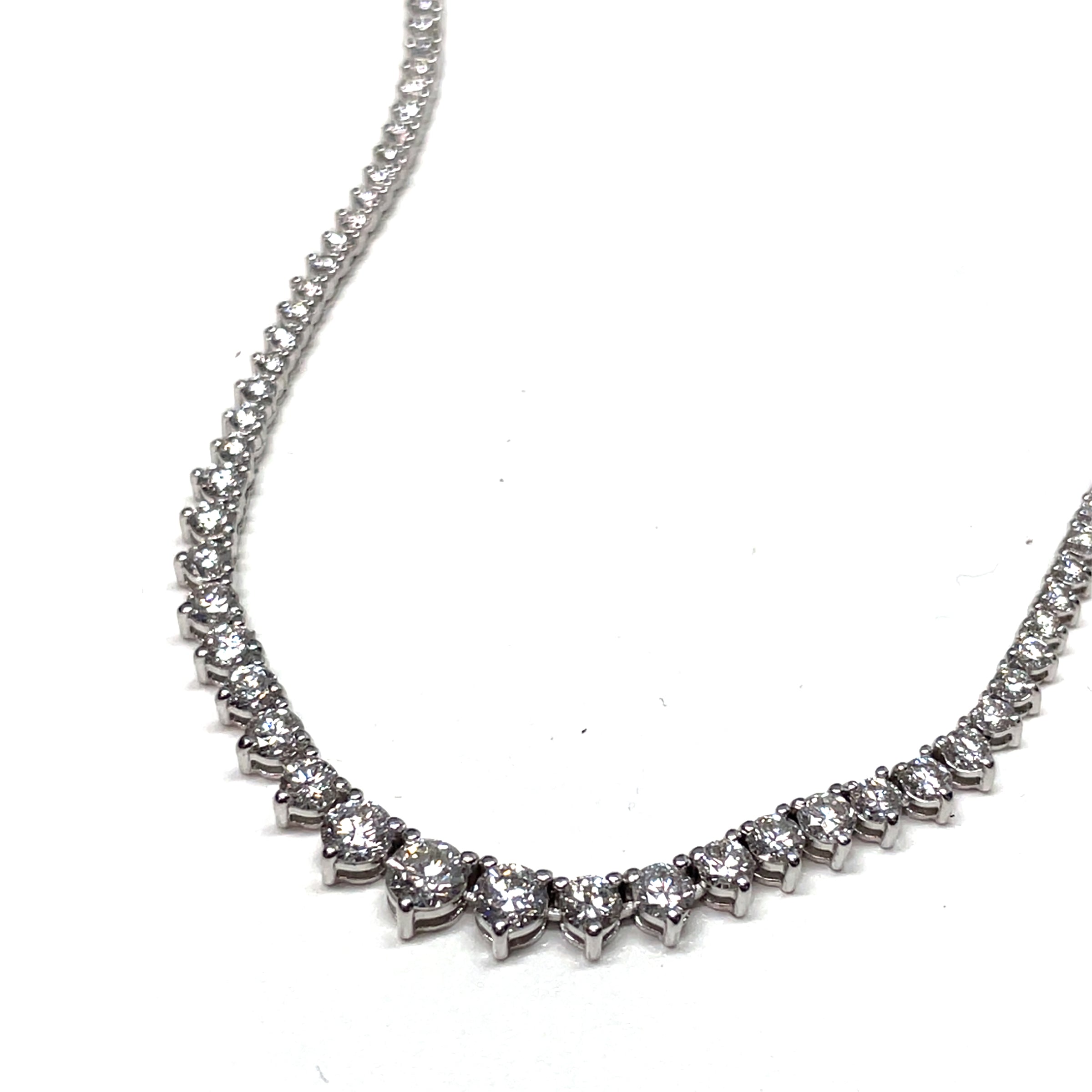 14K White Gold Graduating Diamond Tennis Necklace