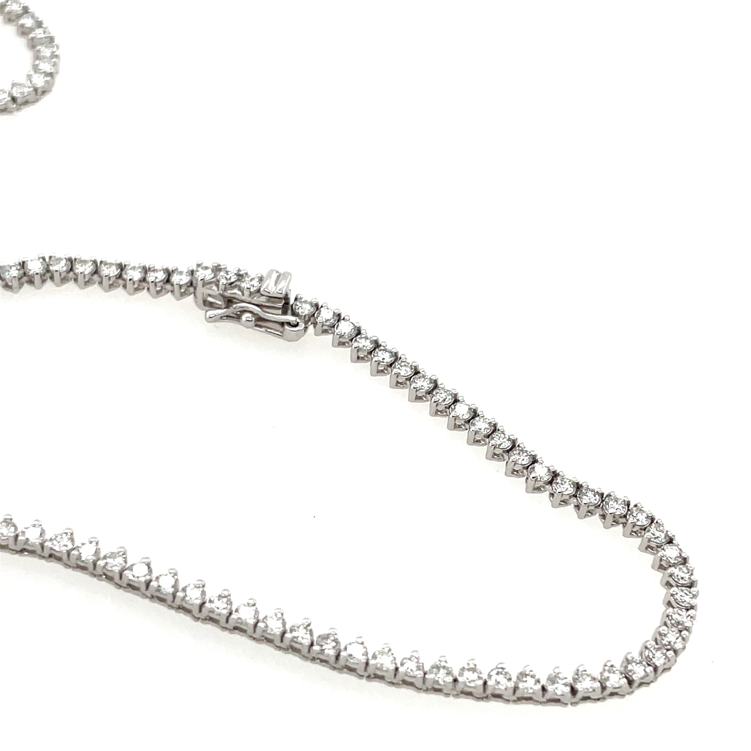 14K White Gold Graduating Diamond Tennis Necklace