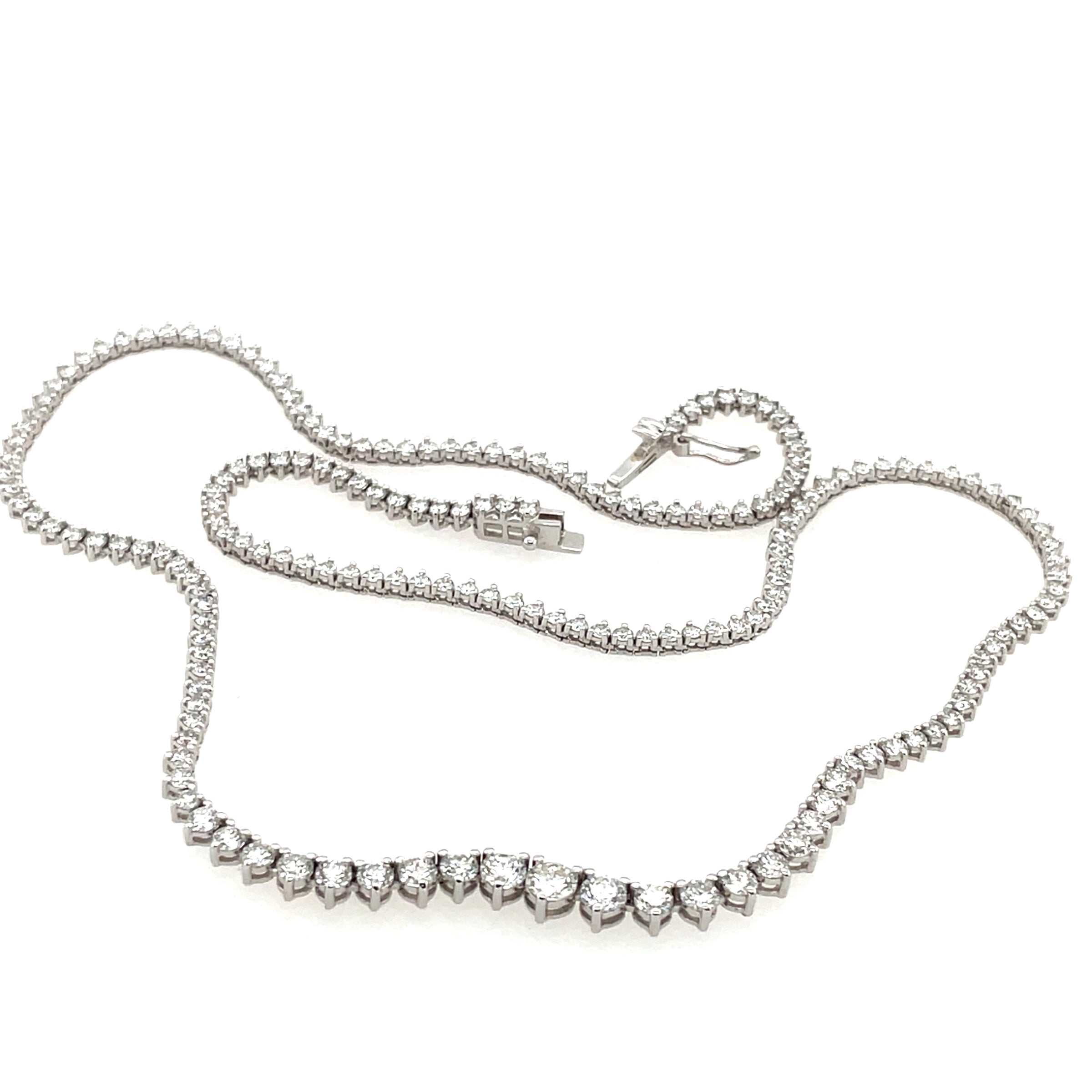 14K White Gold Graduating Diamond Tennis Necklace