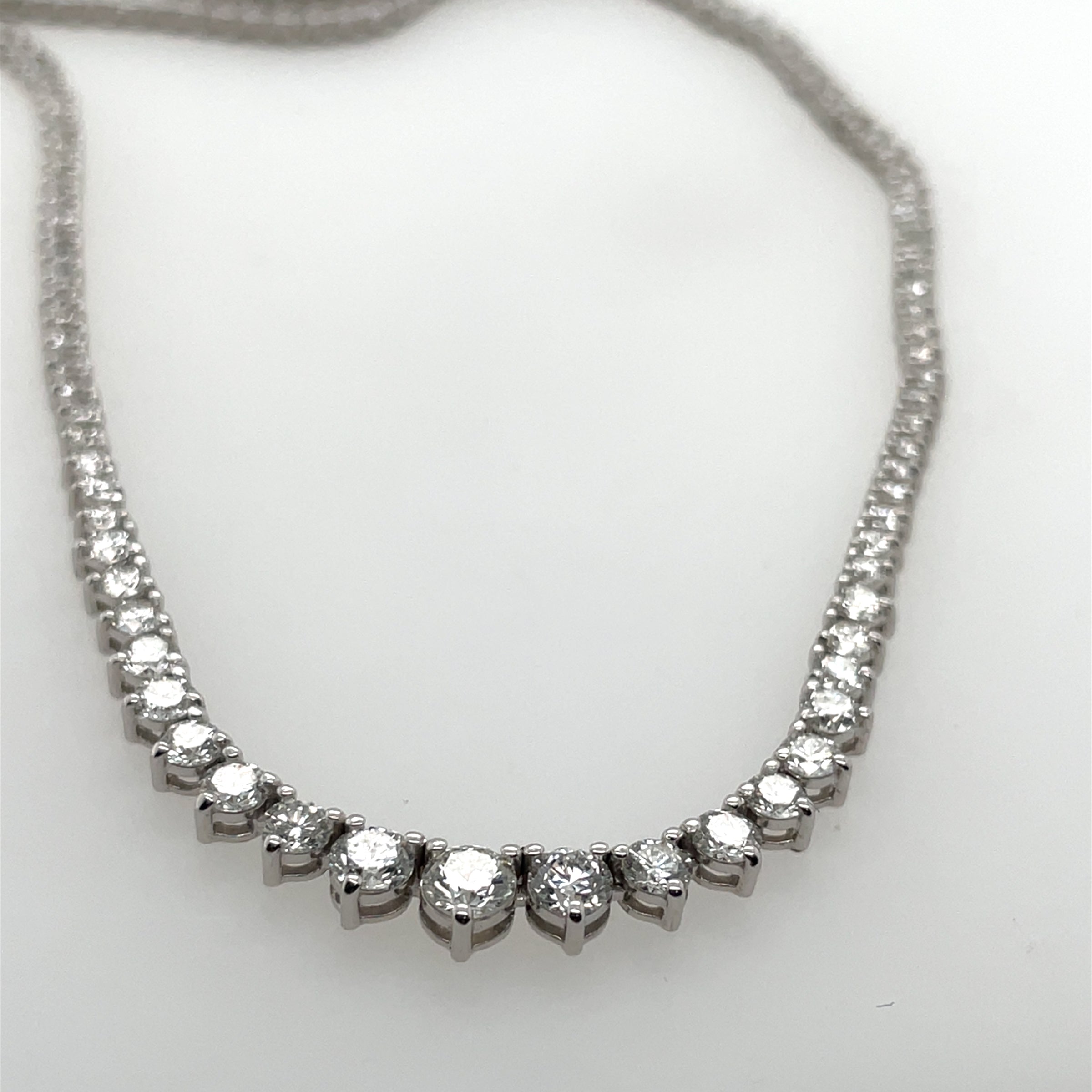 14K White Gold Graduating Diamond Tennis Necklace