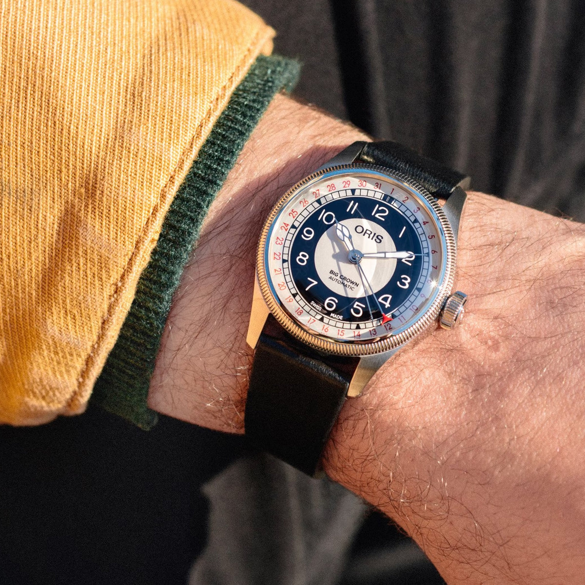Oris Big Crown Pointer Date Bullseye 38MM Watch Image 4