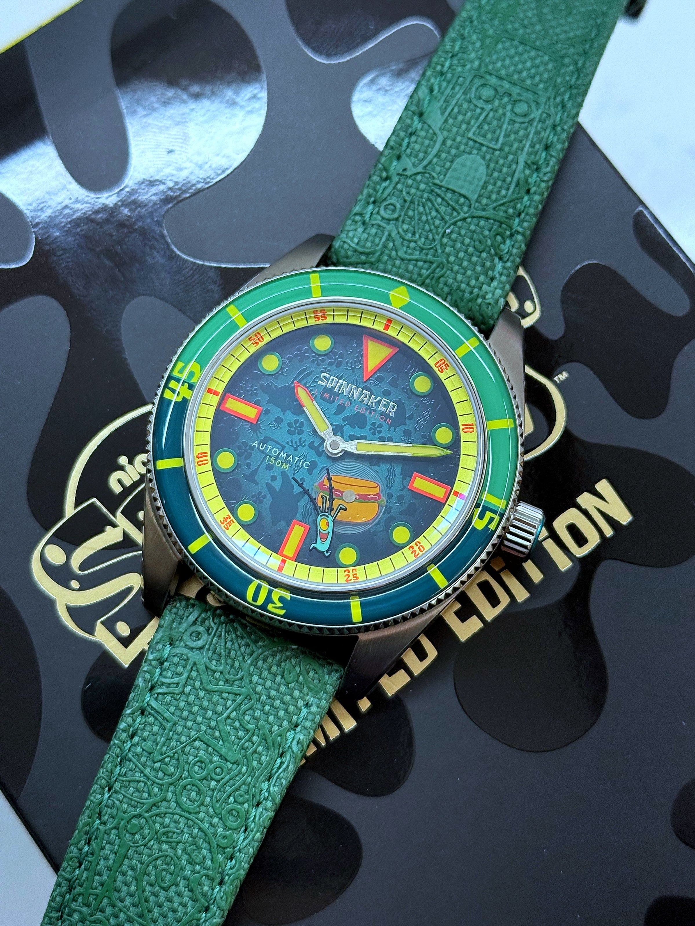 Pre-Owned Spinnaker x Spongebob Fleuss LE Frenemies Plankton Green Watch img2