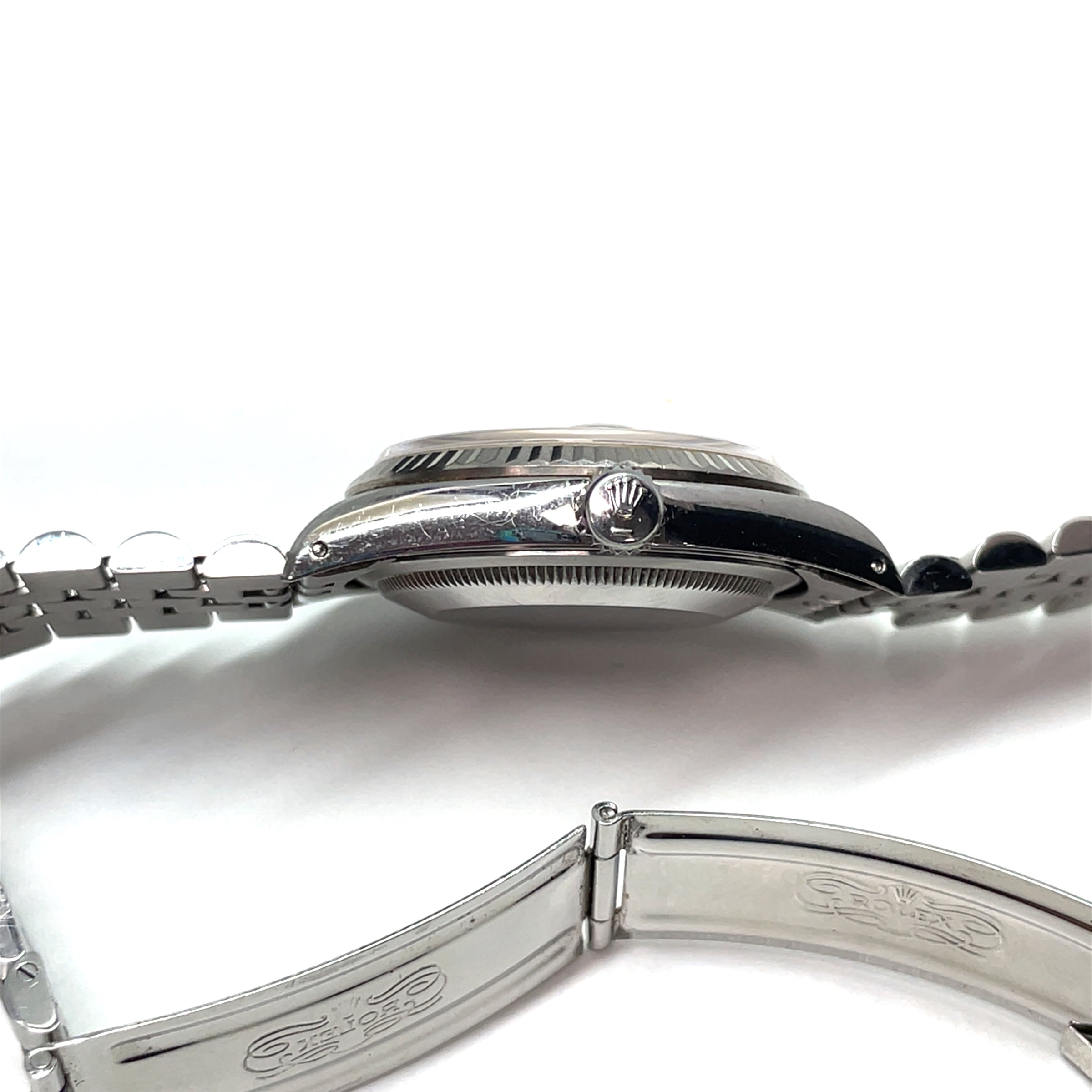 Pre-owned Rolex Datejust 16234 Silver Dial Patina img8