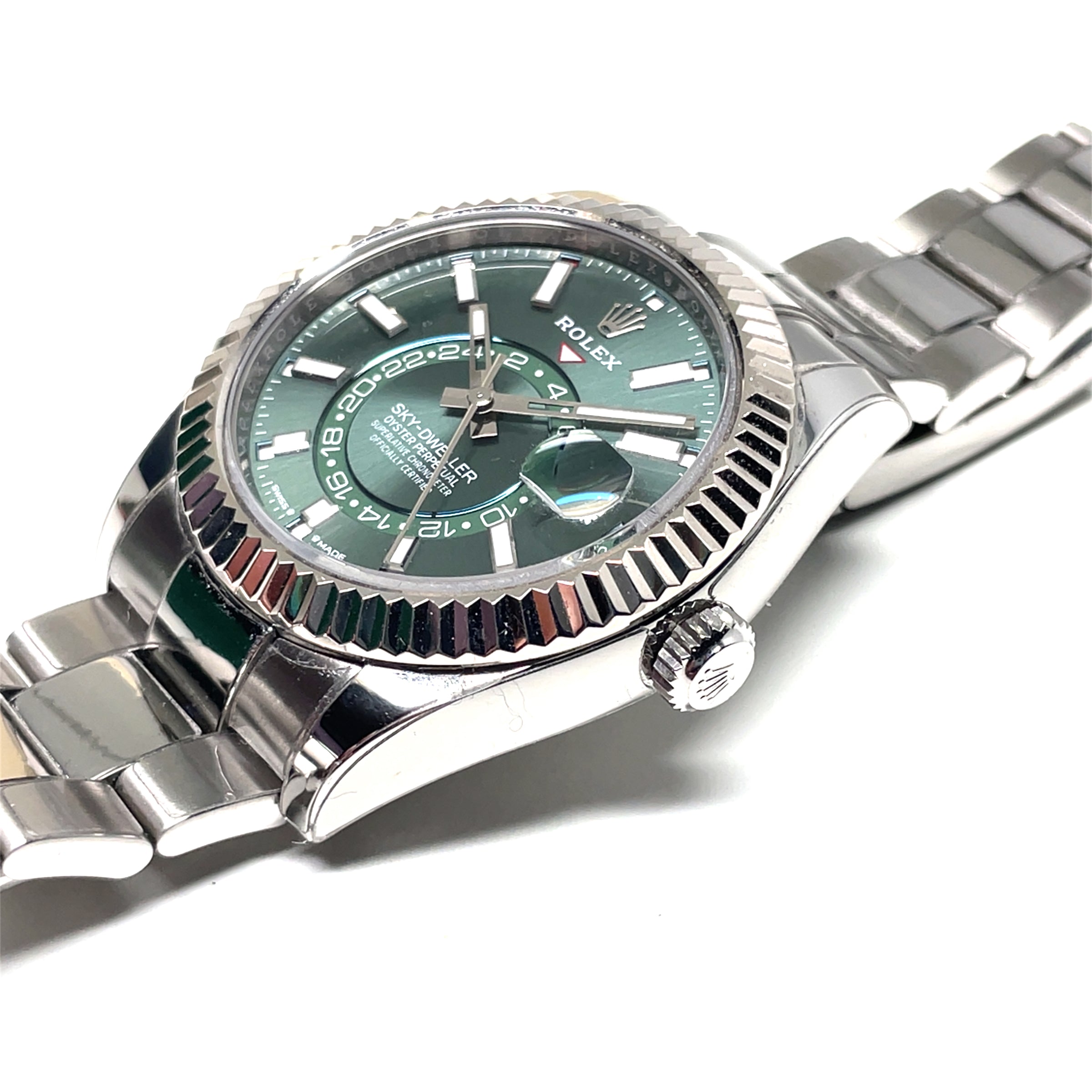 Pre-owned Rolex Sky-Dweller Oyster 42 mm Oystersteel Mint Green img2
