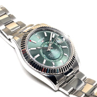 Pre-owned Rolex Sky-Dweller Oyster 42 mm Oystersteel Mint Green img4