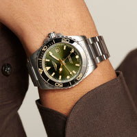 Longines HydroConquest 41MM Automatic Watch GMT Sunray Green Dial L37904066