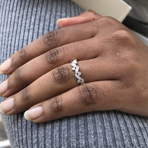 Stackable Leaf Bezel Set Diamond Wedding Eternity Band Ring with Milgrain
