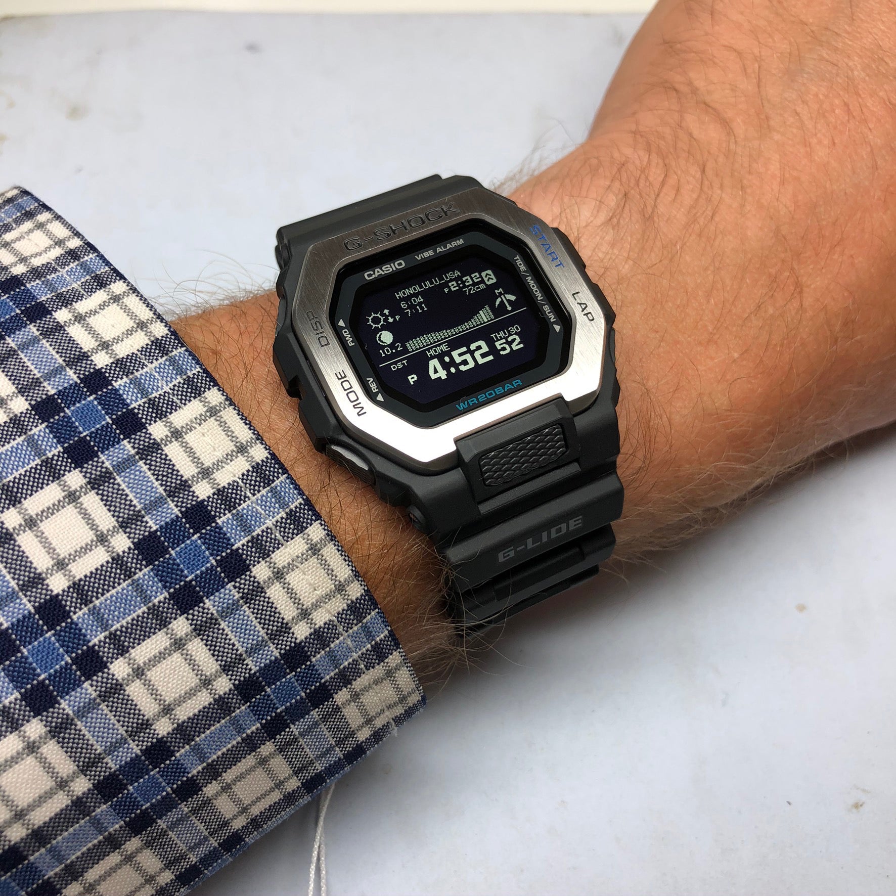 美品】G-SHOCK GBX-100-1 G-LIDE-