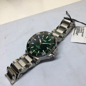 Oris Aquis Date Green Dial Steel Case & Bracelet 43.5mm Watch